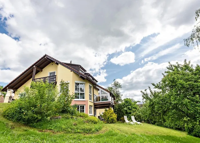 Alexandra 라인펠덴